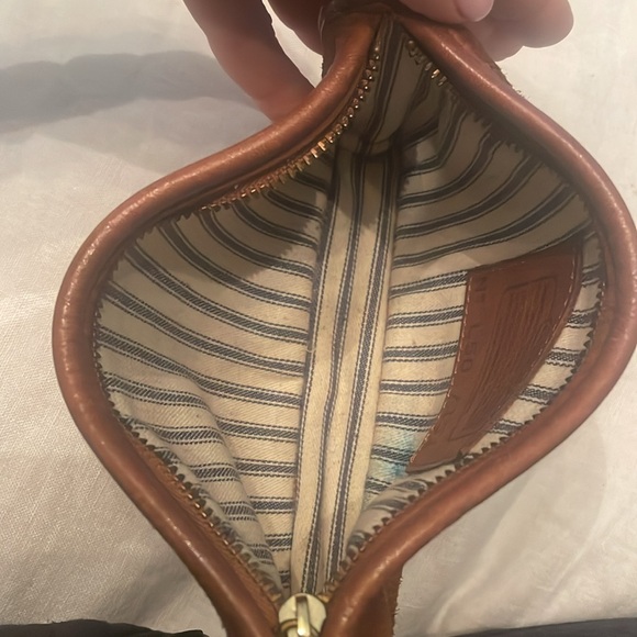 Coach RARE BERKELEY makeup case - Picture 7 of 7